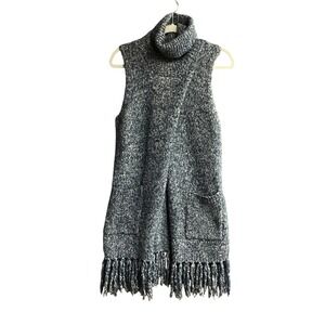 Zaria Sweater Shawl Poncho‎ Fringe Pockets Sleeveless Blue White Knit